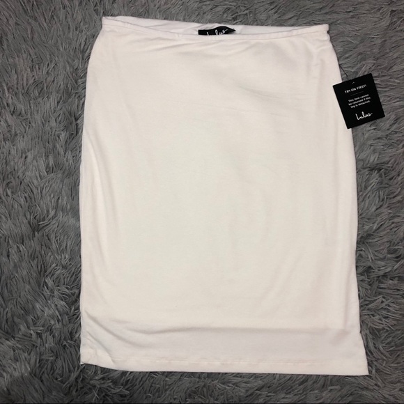 Lulus Dresses & Skirts - Lulus | Bodycon White Skirt Size Medium